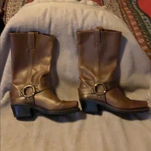 Women’s Frye riding boots in tan/gold